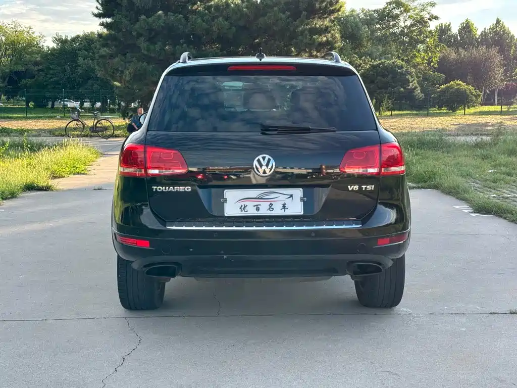 Фото 5 - Volkswagen Touareg