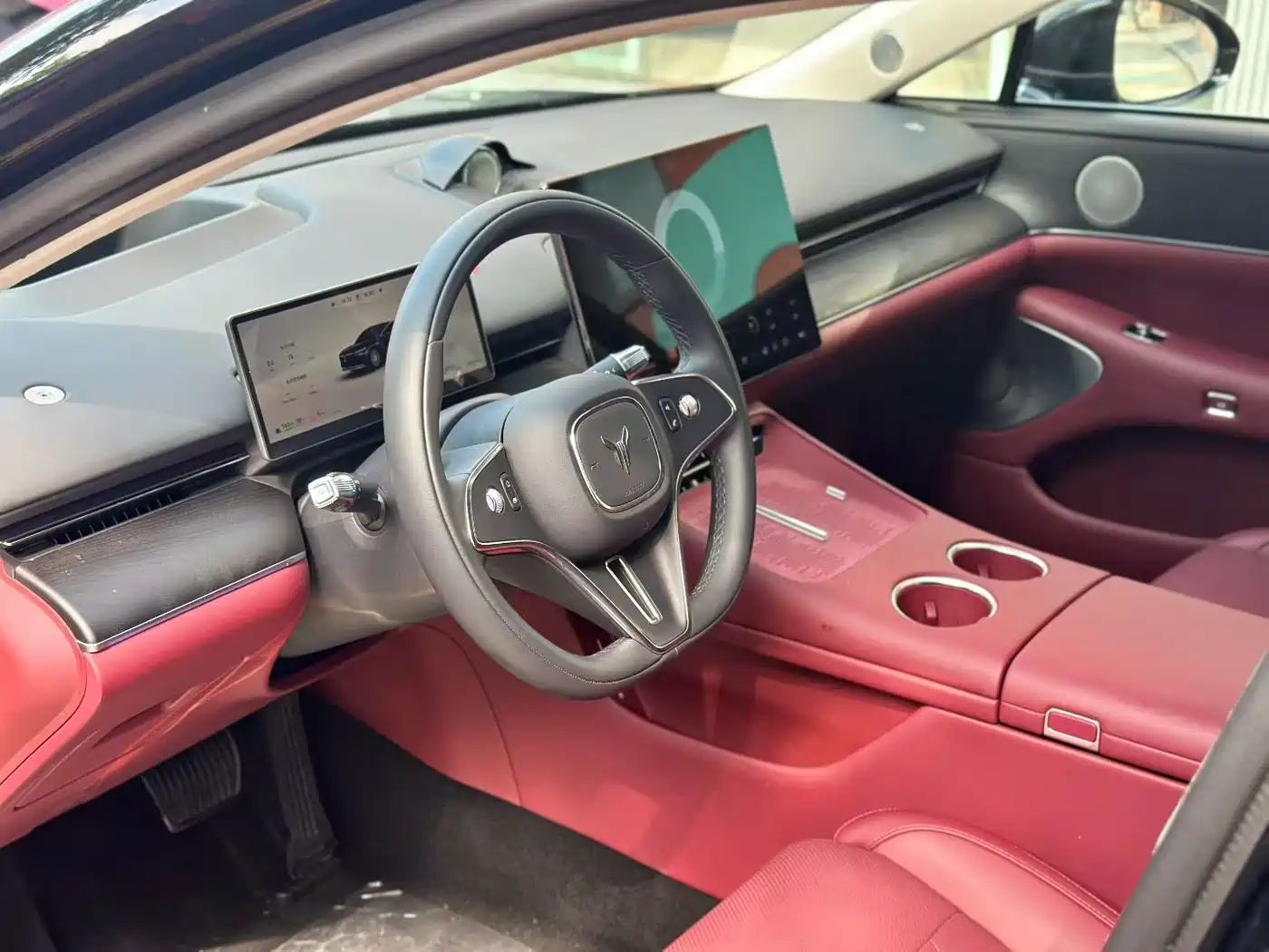 Voyah Auto VOYAH Zhuiguang L 2025 2025 Mid-configuration Model