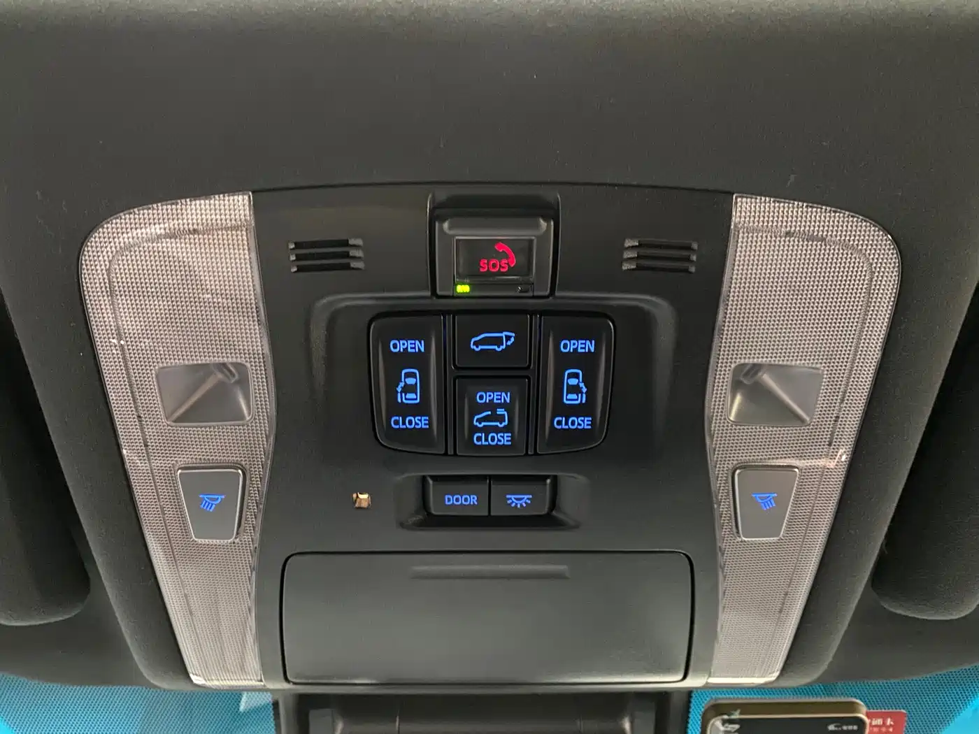 Toyota Vellfire 2020 2020 Twin Engine 2.5L HV Premium Edition