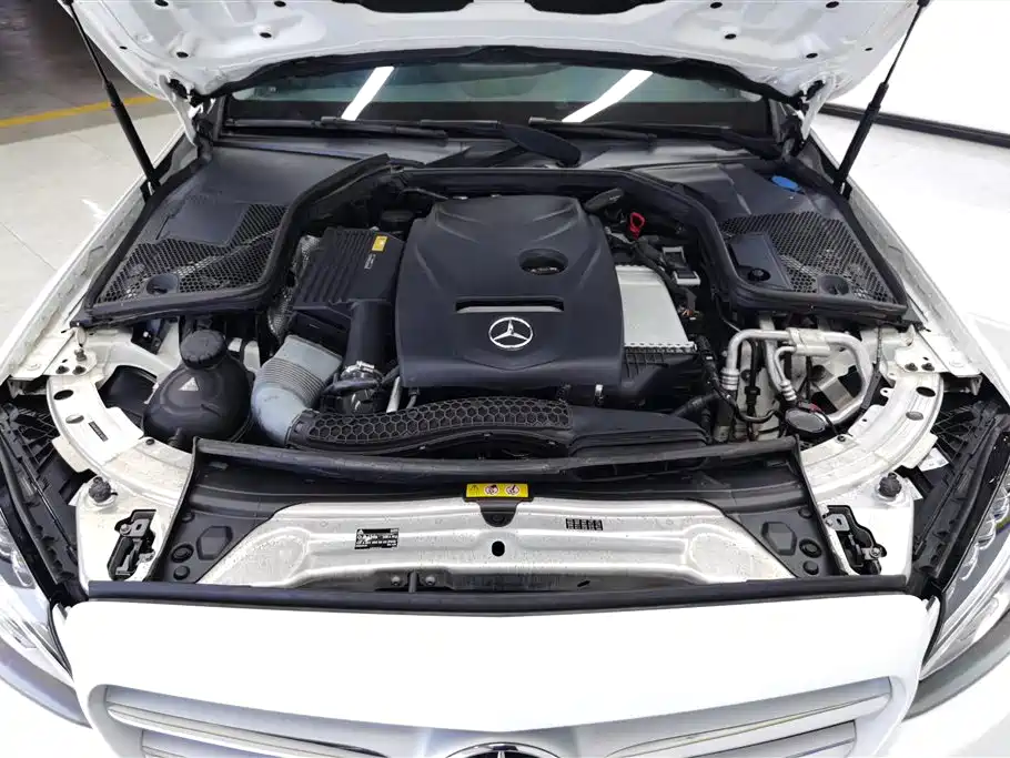 Mercedes-Benz C-Class 2017 C 180 L Sport фото 10