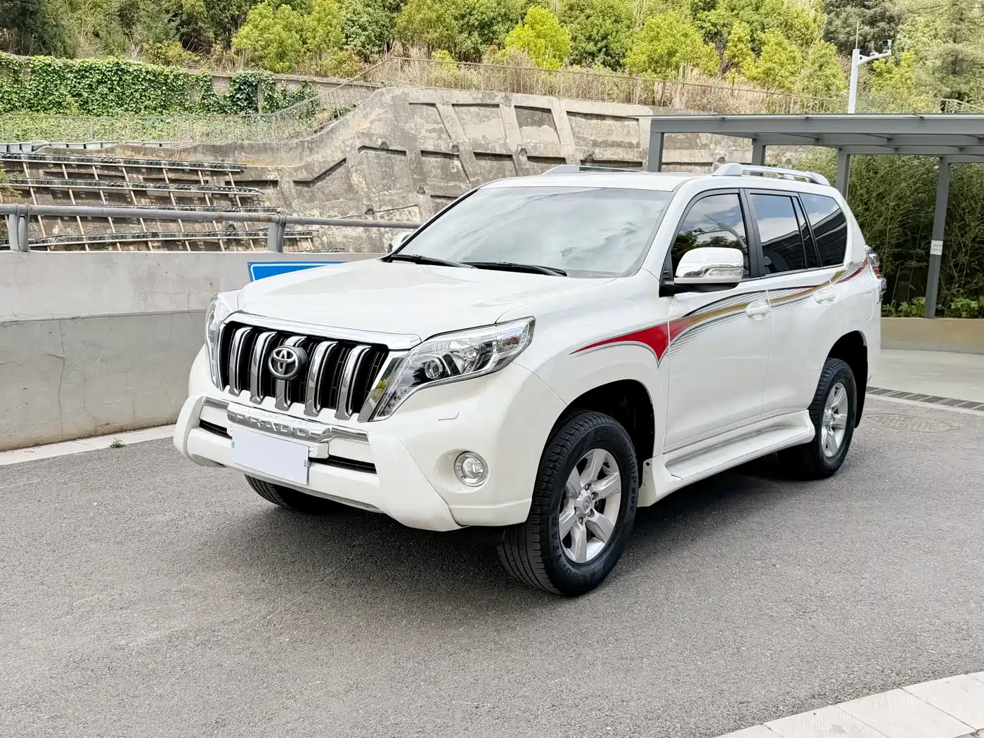 Toyota Prado (Import) 2014 2.7L Automatic Luxury