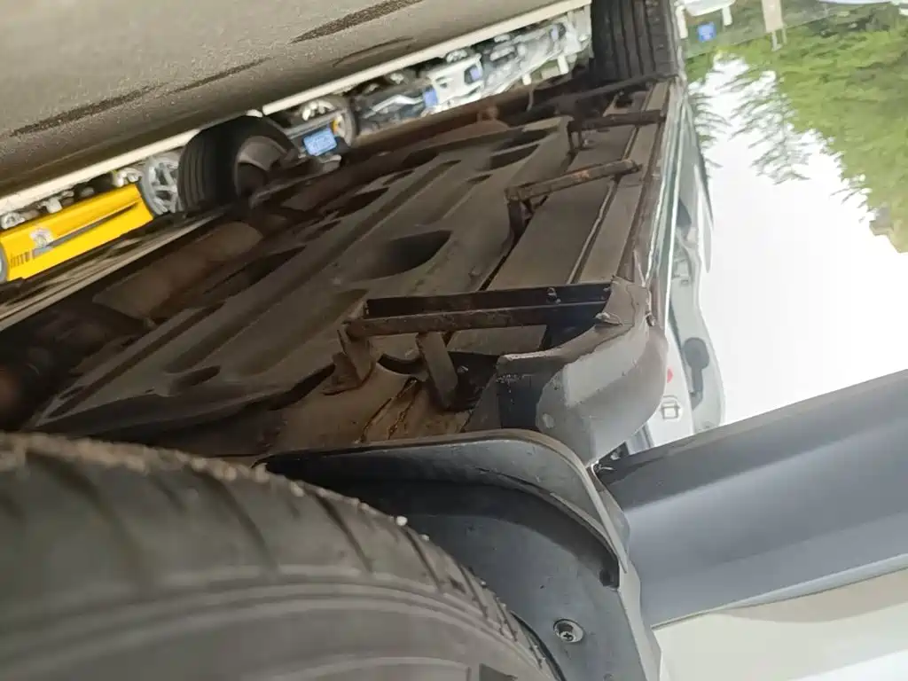 Фото 21 - Geely Coolray