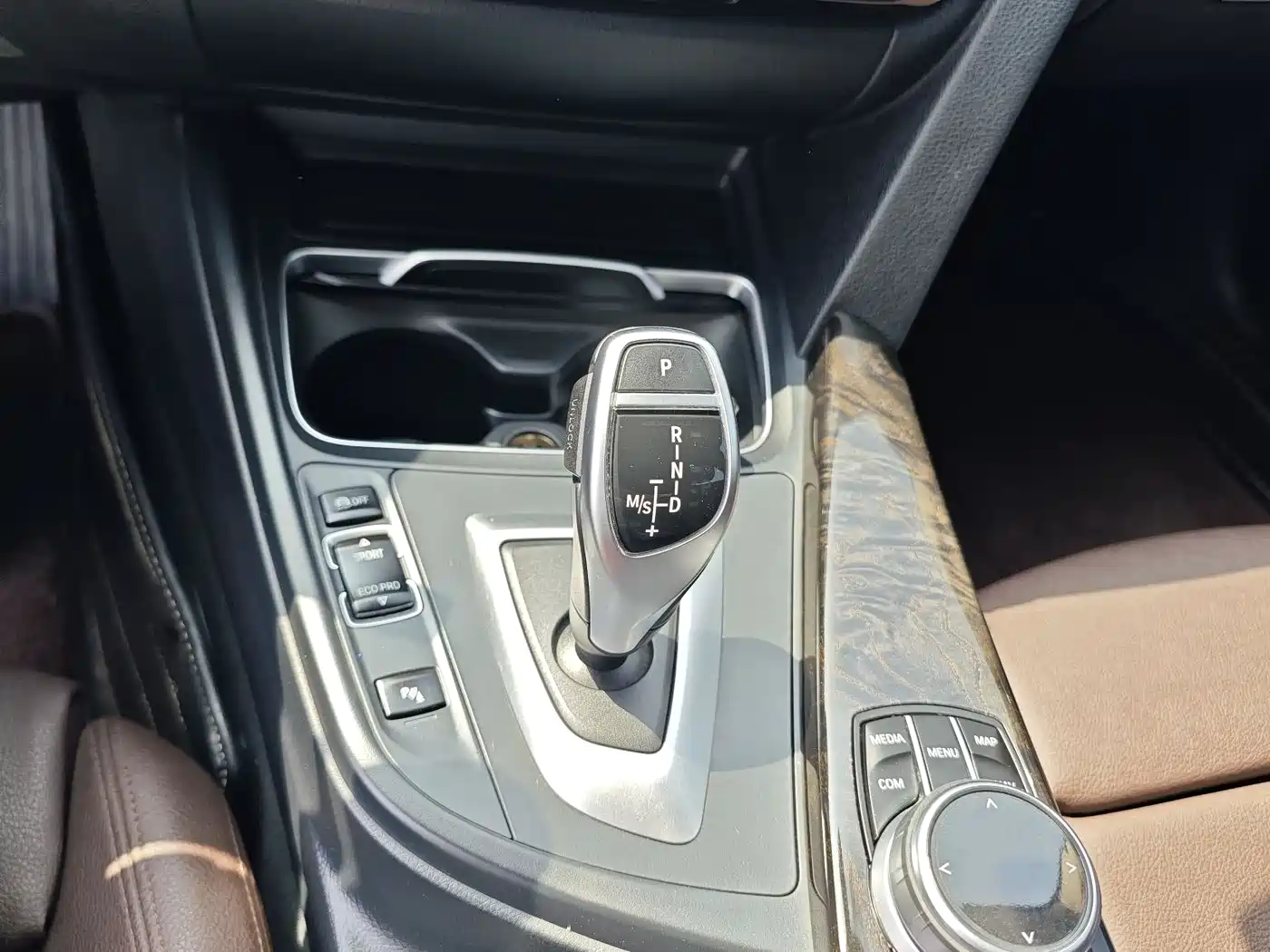 BMW 3 Series 2019 320Li M Sport Black Night Edition фото 14