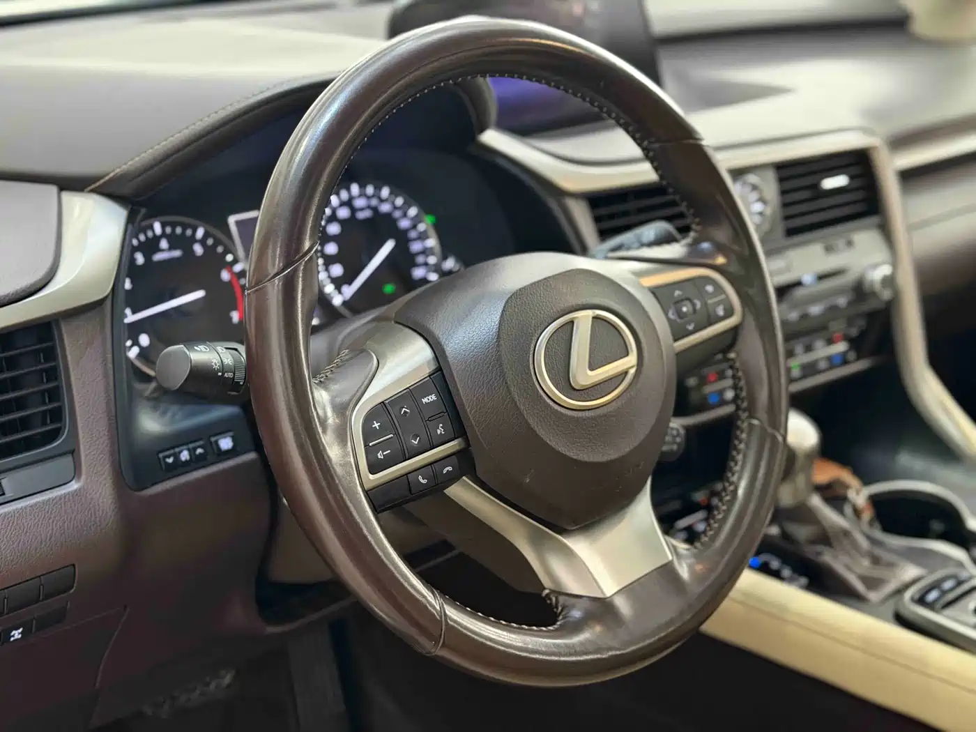 Lexus RX 2016 300 4WD Elegance Edition (China V) фото 5