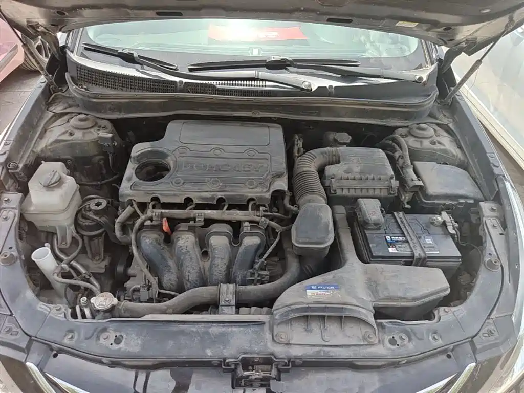 Hyundai Sonata 2014 2.4L Automatic Luxury Edition China IV фото 20