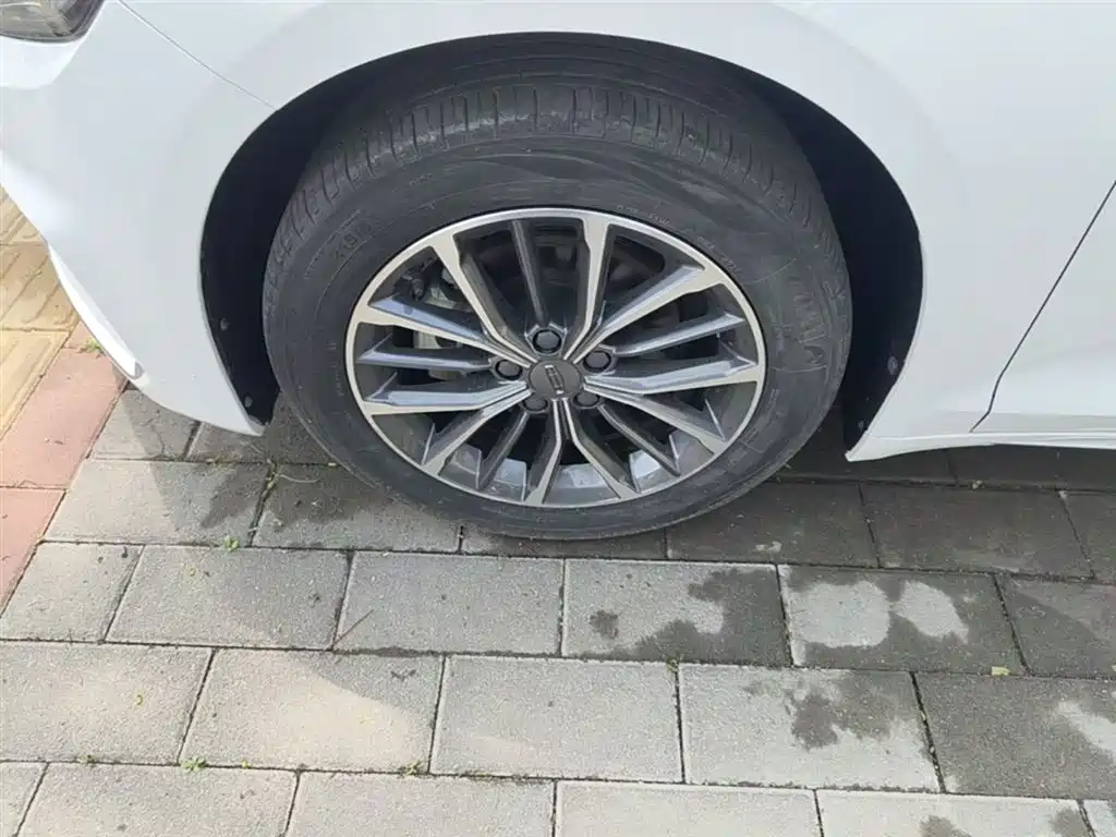Фото 23 - Geely Preface