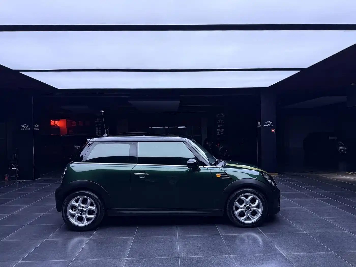 MINI MINI 2011 2011 1.6L COOPER Fun