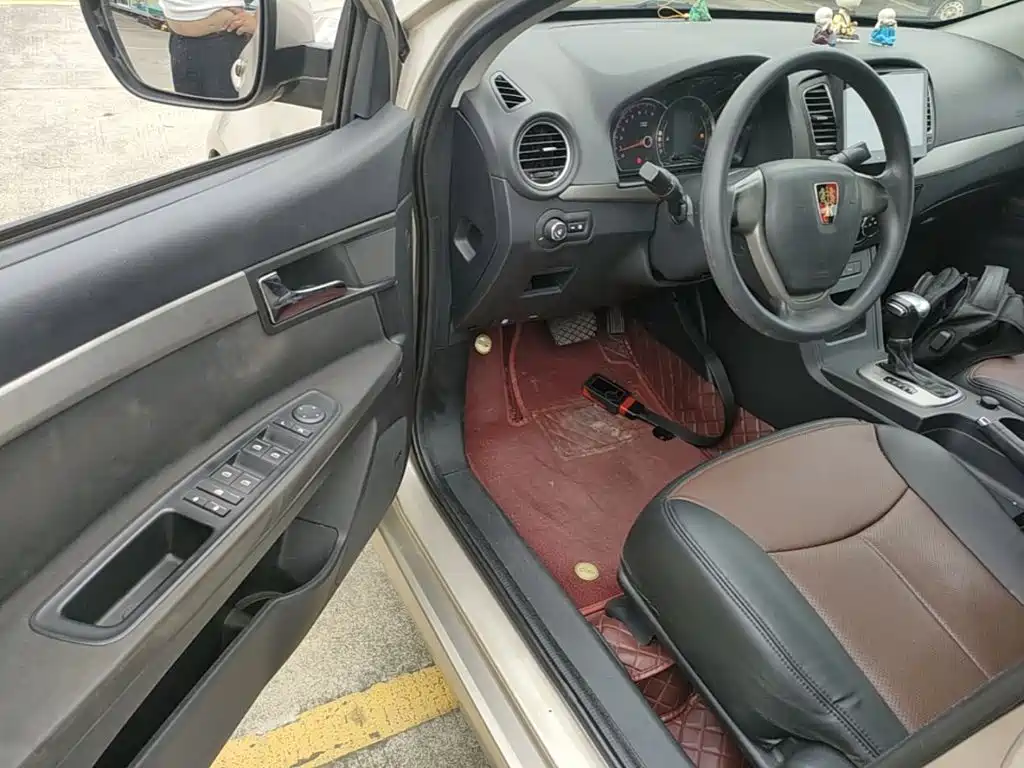 Roewe 350 2017 2015 Model 1.5L Automatic Luxury Sunroof Edition