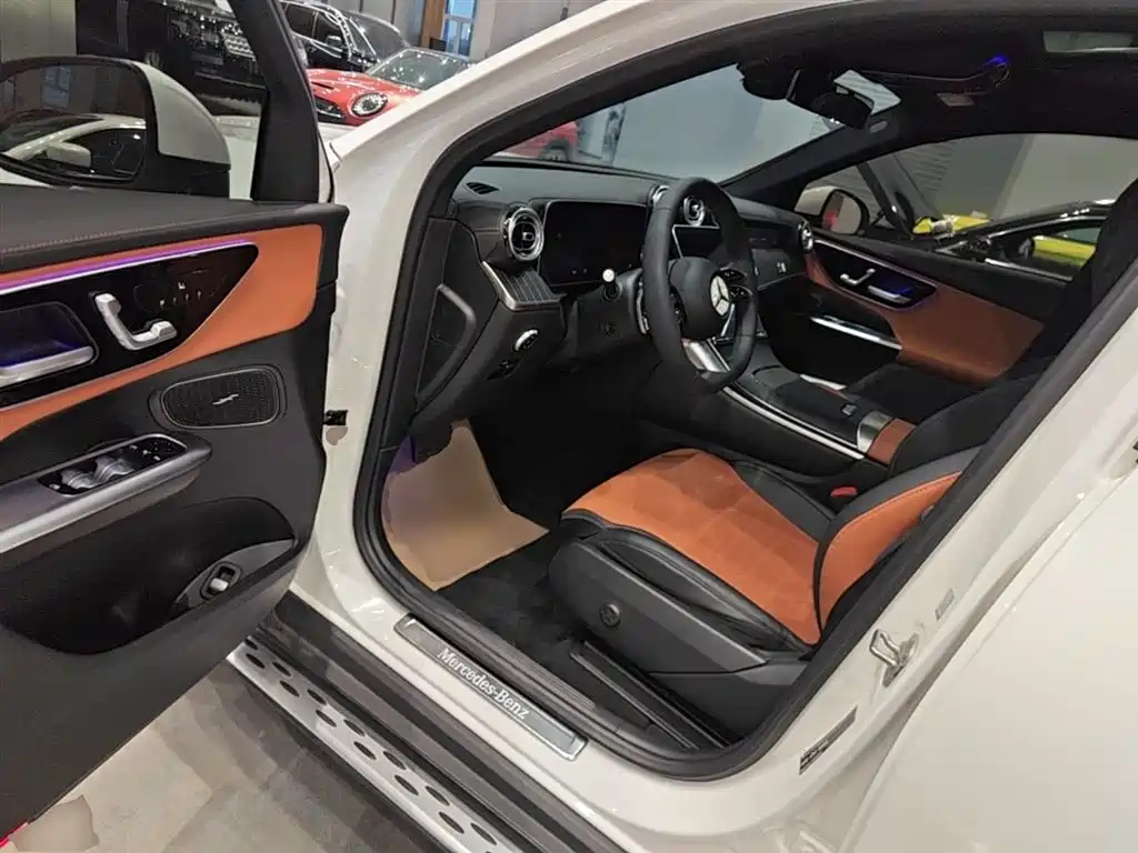 Mercedes-Benz GLC 2023 Facelift GLC 300 L 4MATIC Sport 7-Seater фото 16