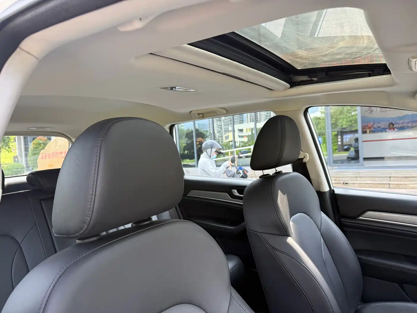 Фото 15 - Haval H6