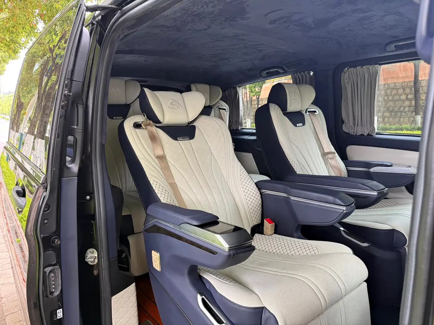 Mercedes-Benz Vito 2021 2.0T Elite 7-Seater фото 21