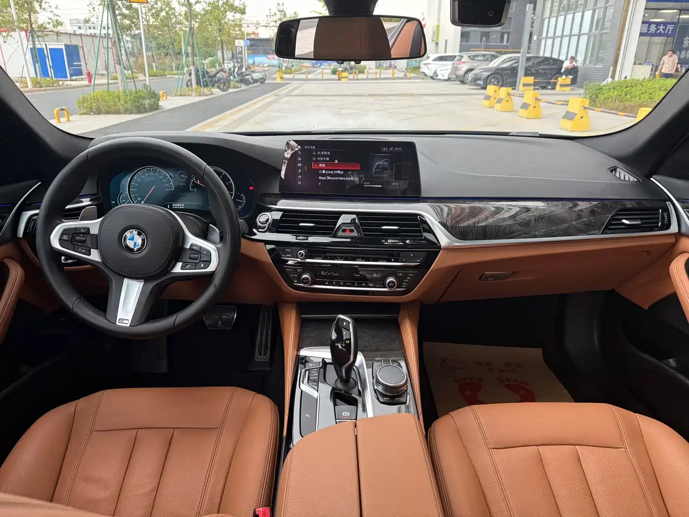 BMW 5 Series 2018 530Li Leading M Sport Package фото 8