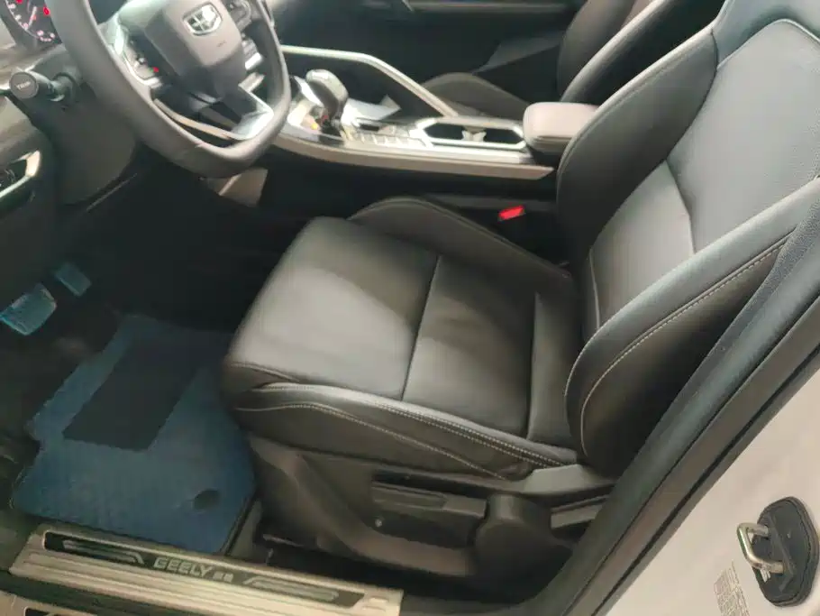 Geely Coolray 2020 2019 260T DCT Knight China VI