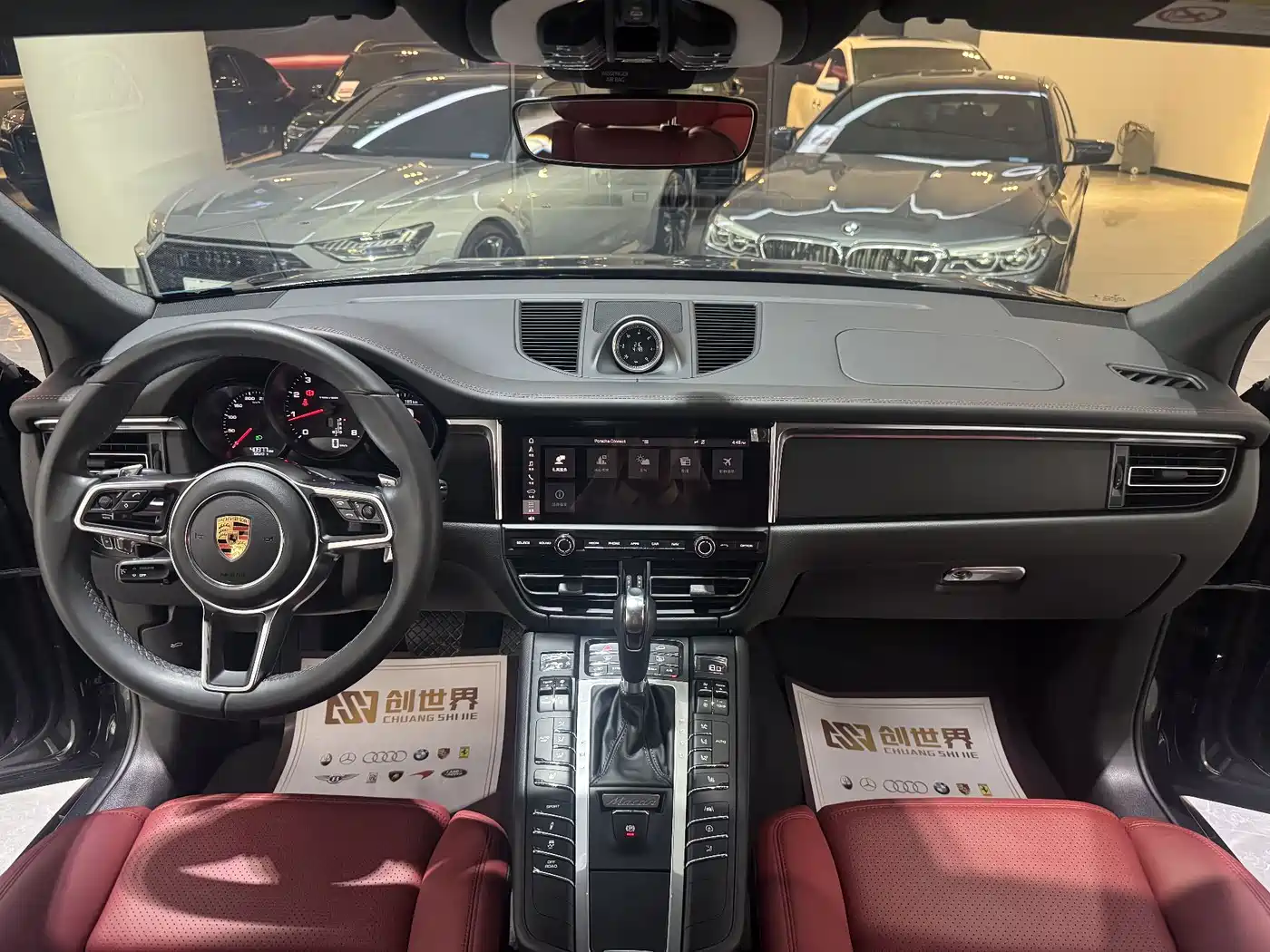 Porsche Macan 2018 Macan 2.0T фото 8