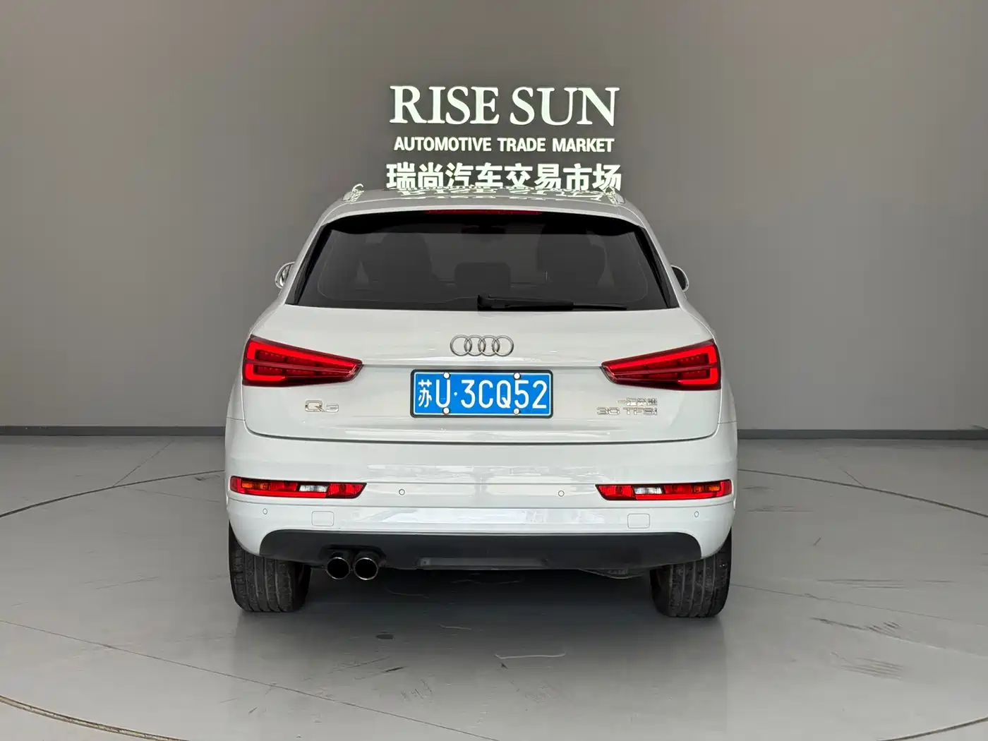 Фото 4 - Audi Q3