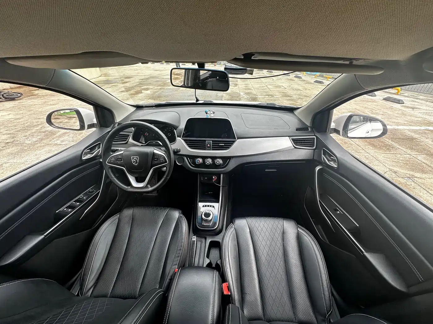 Baojun 310W 2018 2018 1.5L Auto Fashion China V