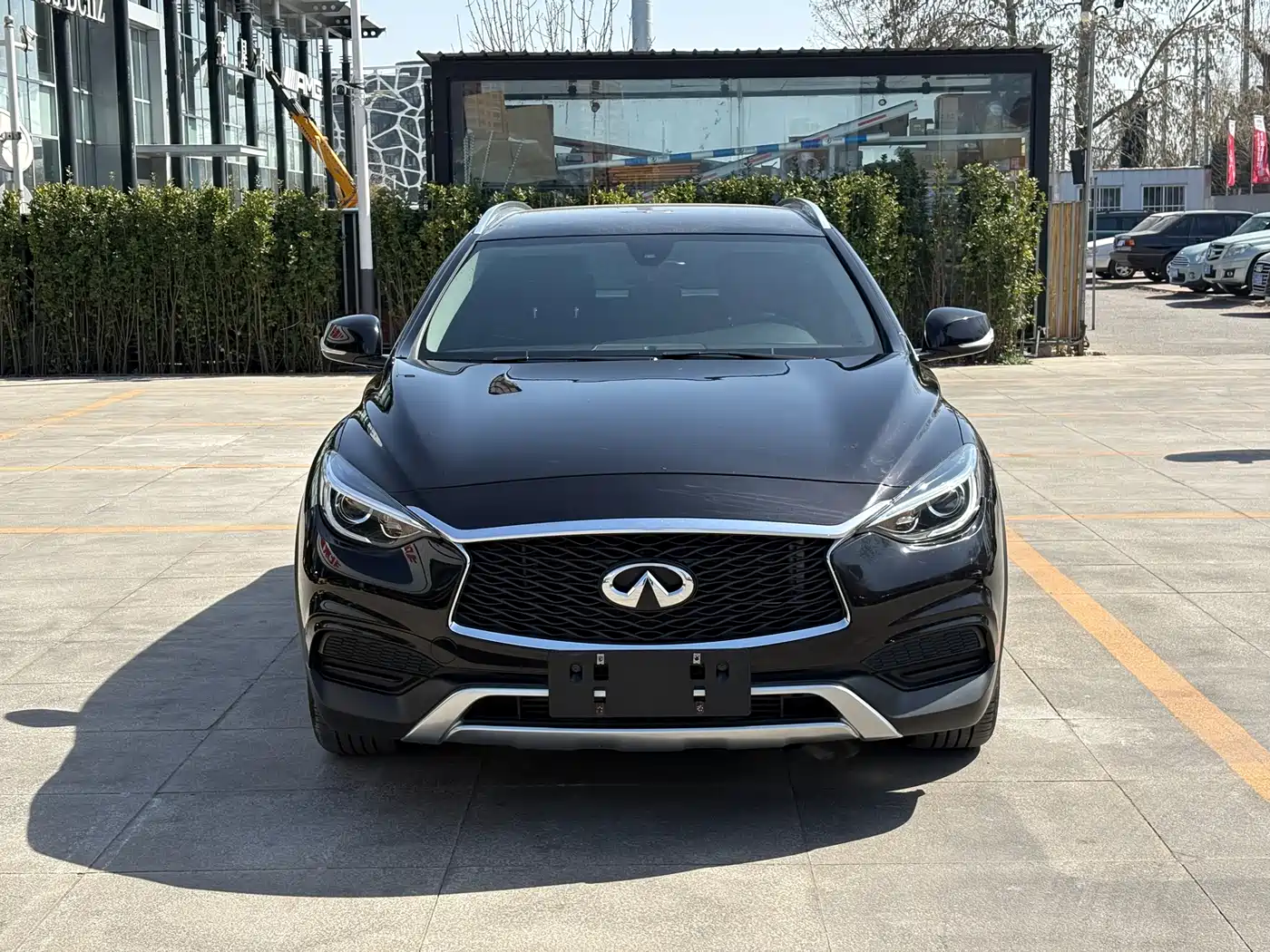 Infiniti QX30 2017 2017 1.6T 2WD Fashion Edition