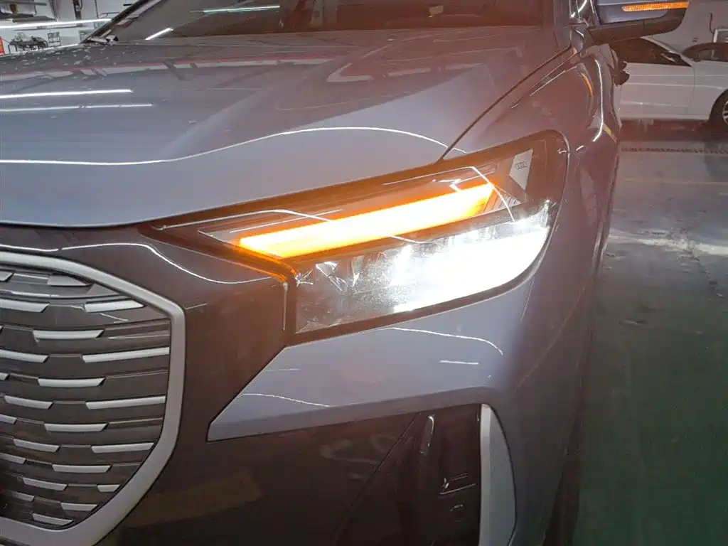 Audi Q4 e-tron 2023 40 e-tron Pioneer Edition фото 24