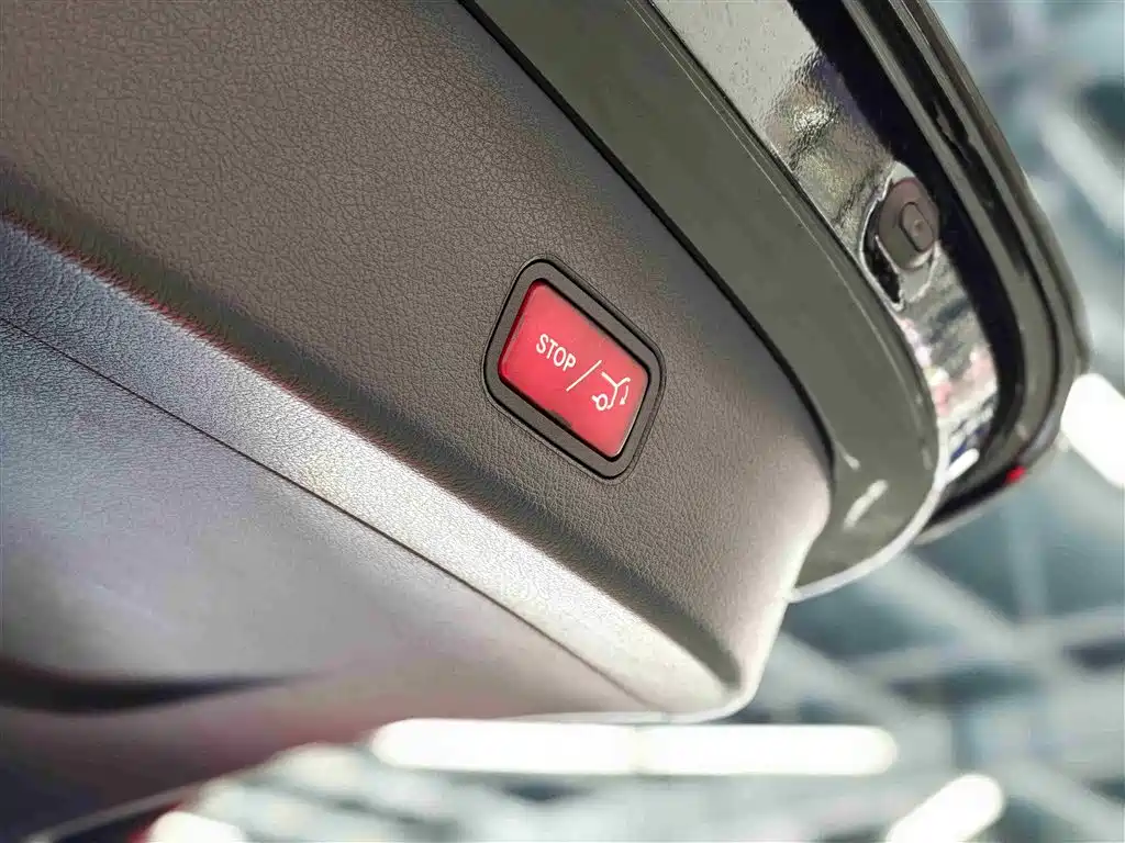 Mercedes-Benz GLC 2023 GLC 260 L 4MATIC Sport 5-seater фото 27