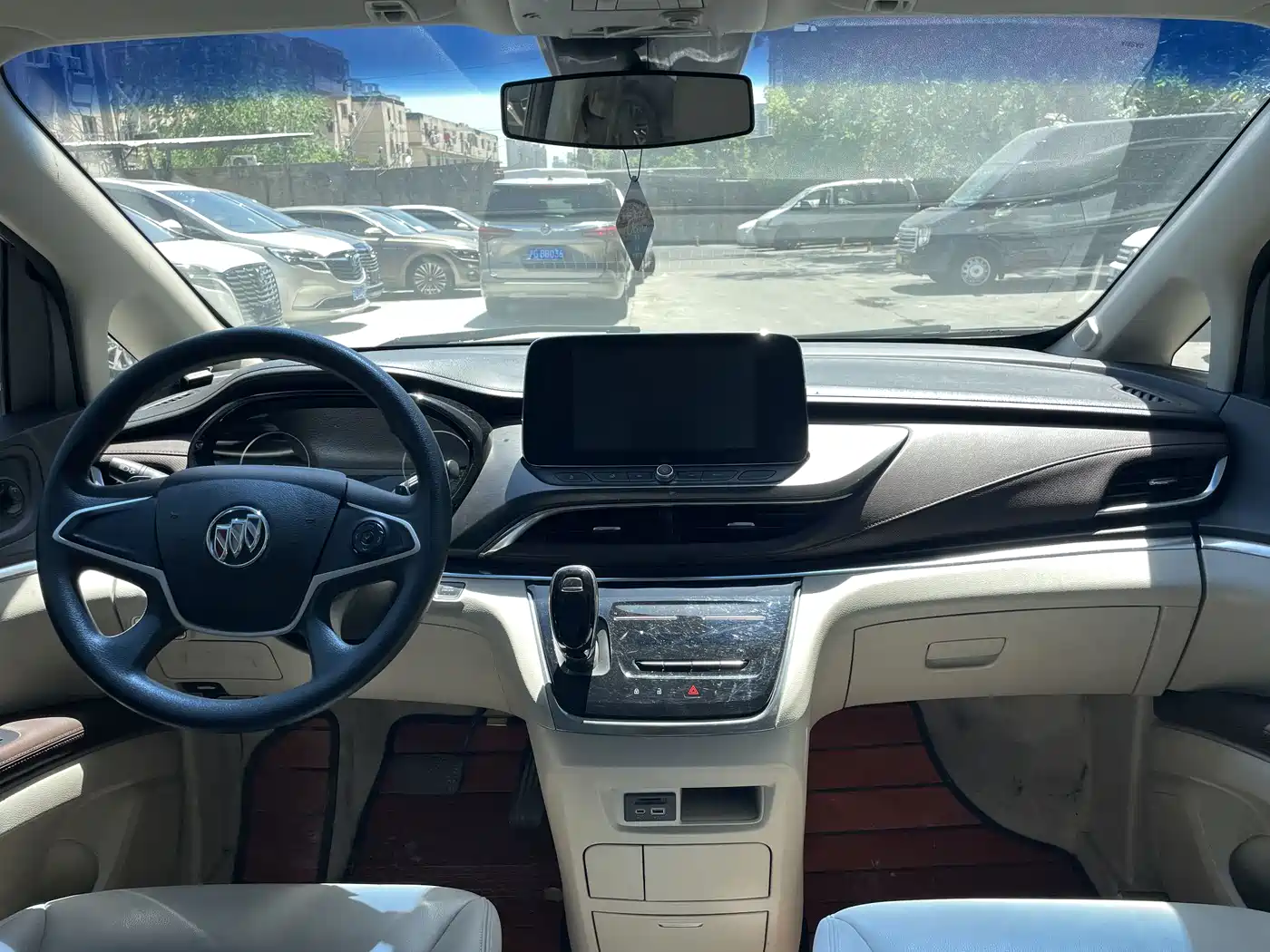 BUICK GL8