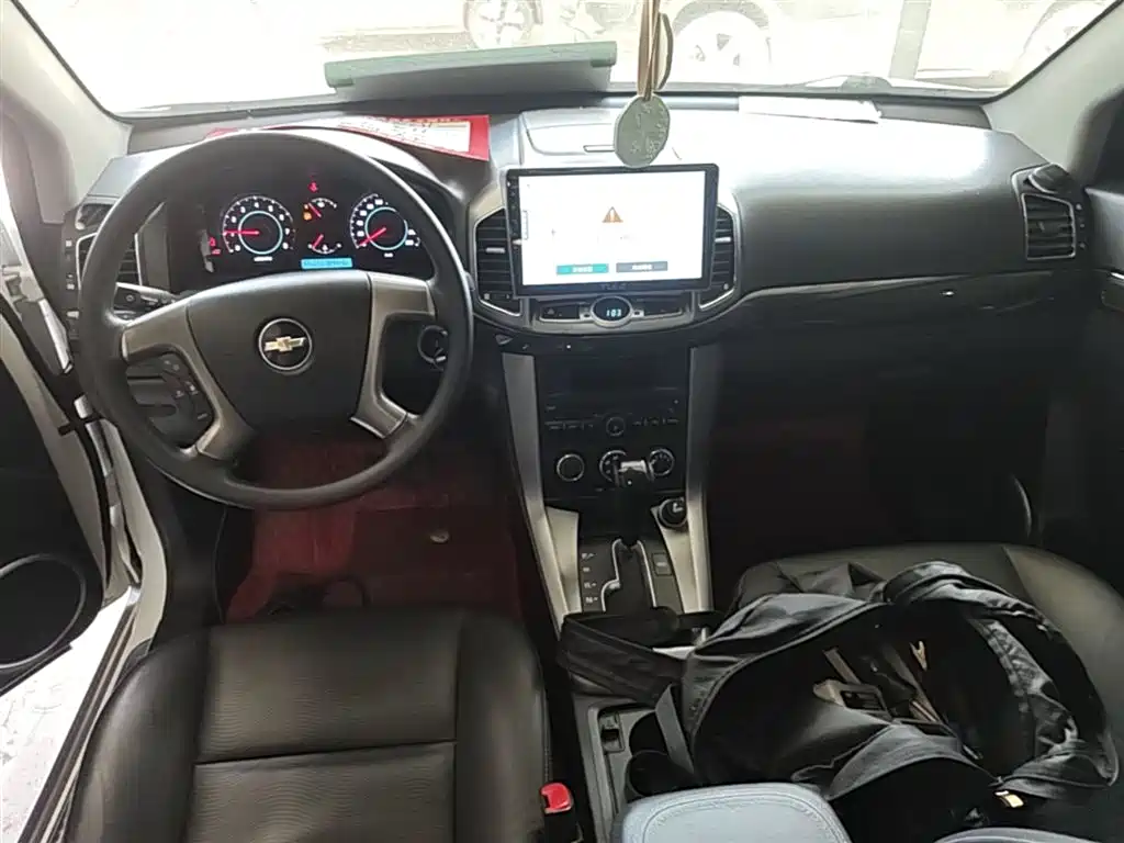 Chevrolet Captiva 2014 2.4L 2WD Urban 7-seater фото 10