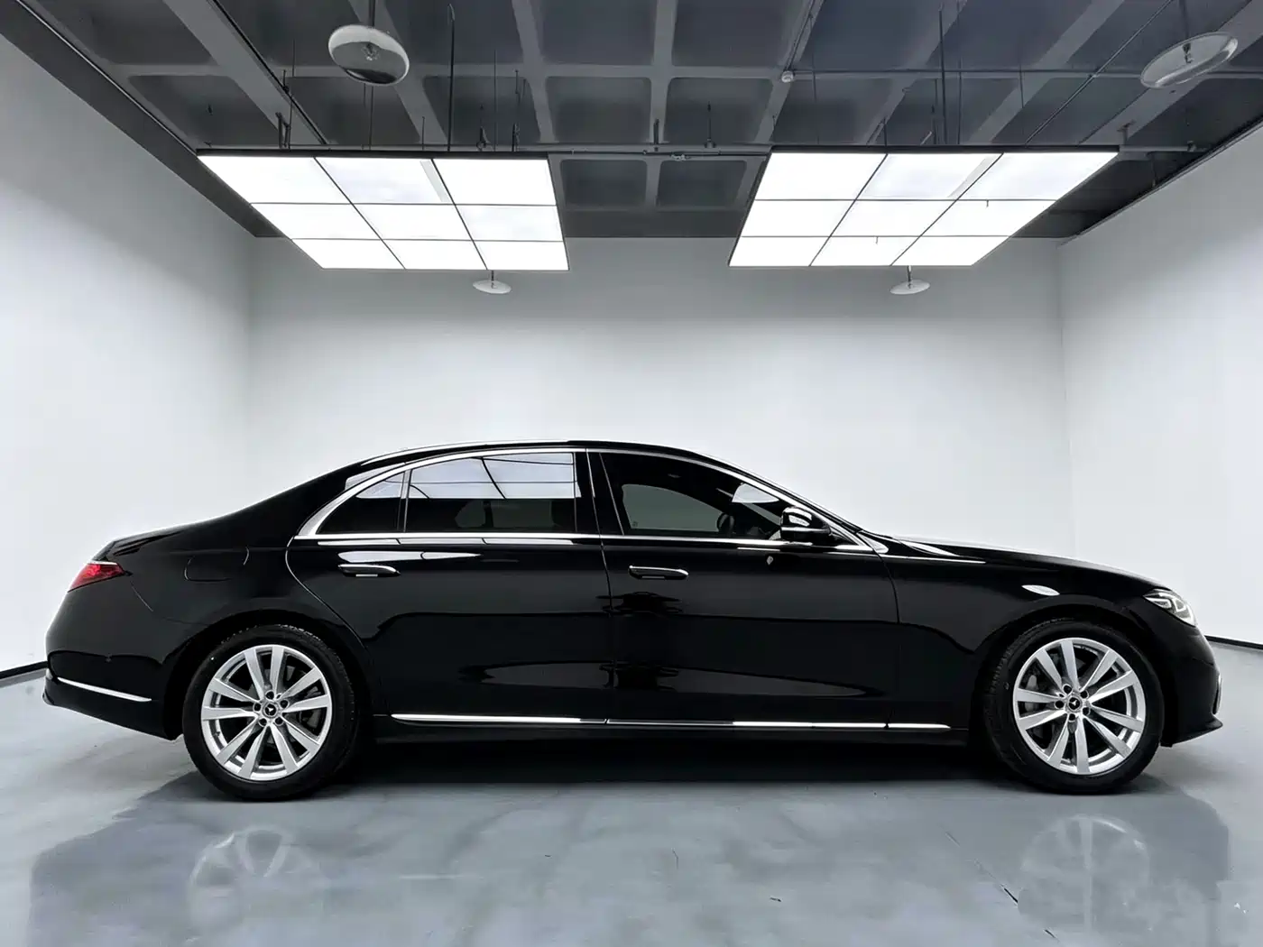 Mercedes-Benz S-Class 2023 Facelift S 400 L Business фото 7