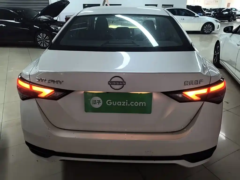 Nissan SYLPHY, миниатюра 6