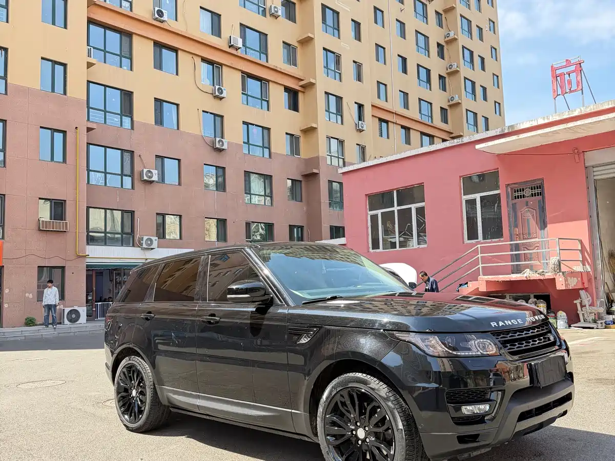Land Rover Range Rover Sport 2014 3.0 SC V6 HSE DYNAMIC фото 3