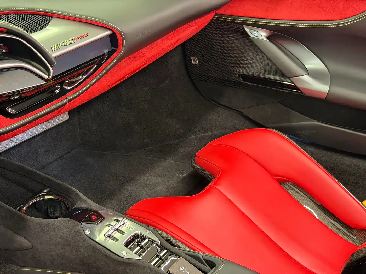 Ferrari SF90 2025 2021 3.9T V8 Spider
