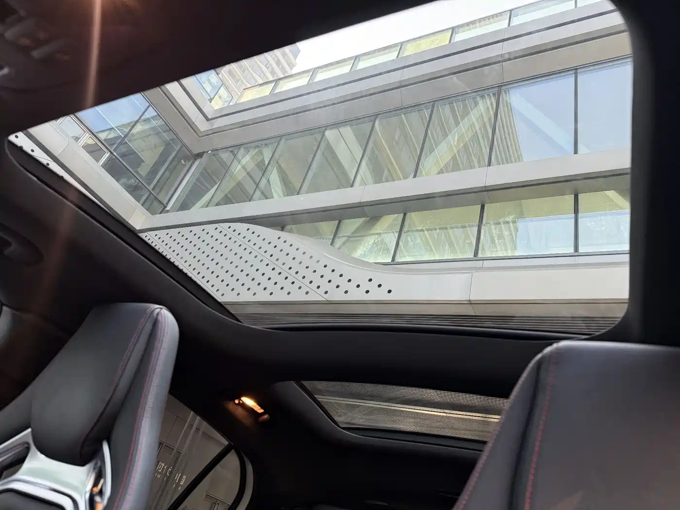 Mercedes-Benz GLA AMG 2017 Facelift AMG GLA 45 4MATIC фото 11