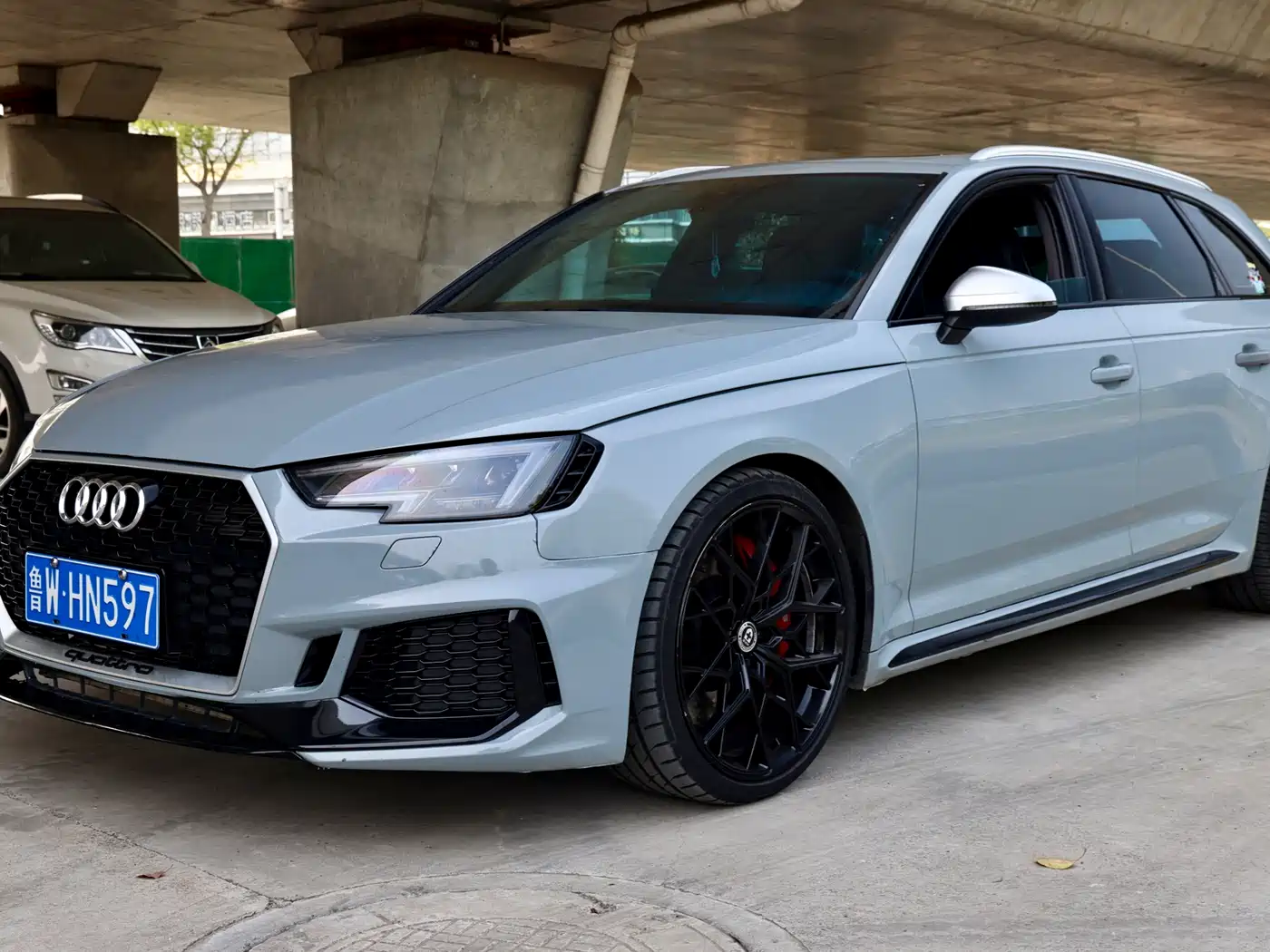 AUDI RS 4