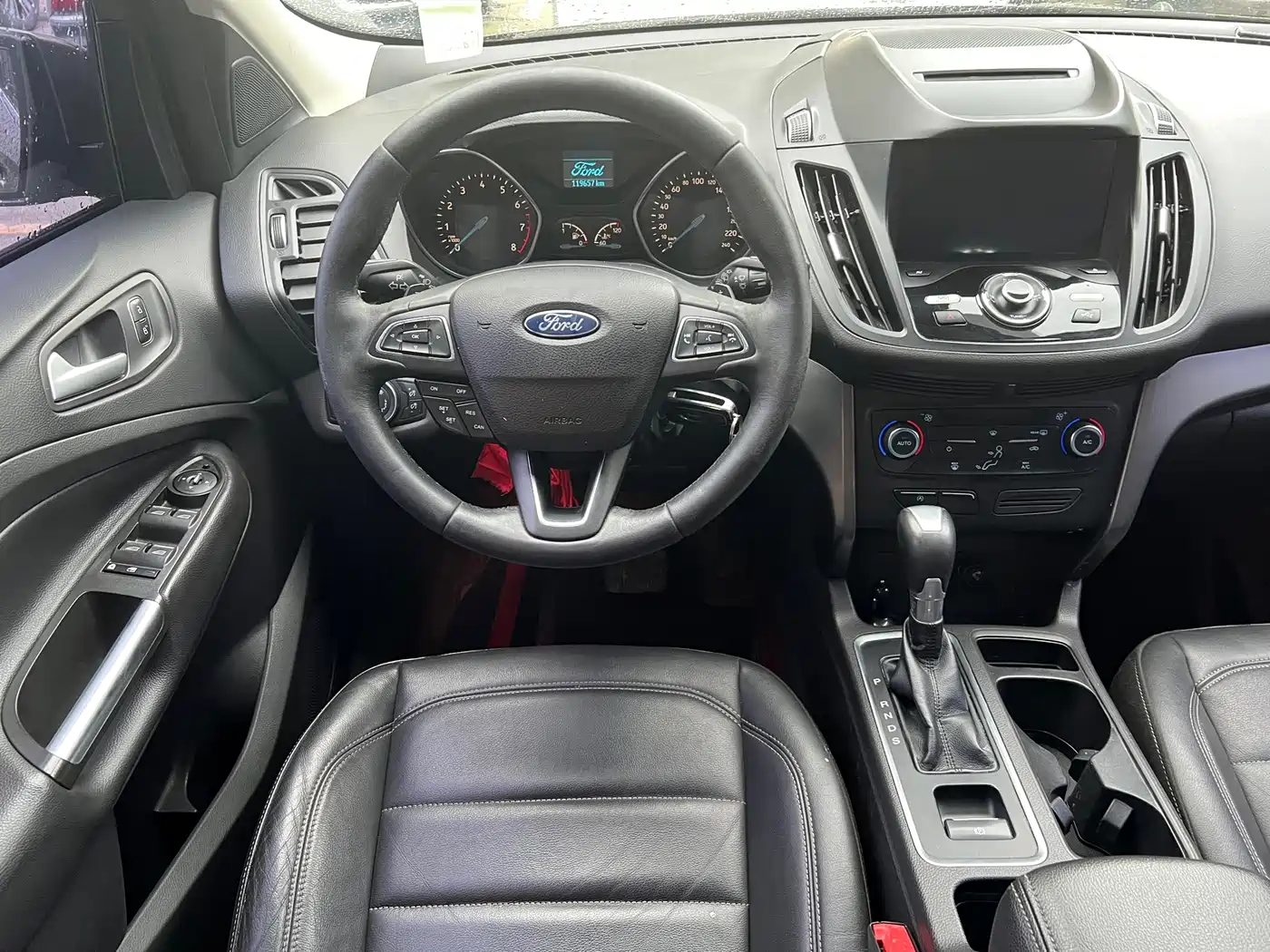 Фото 7 - Ford Kuga