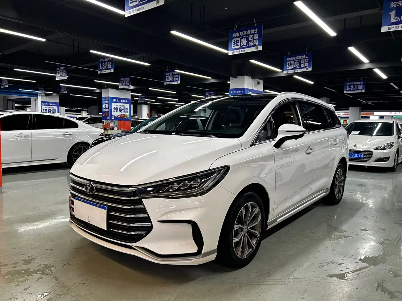 2022 BYD Song MAX