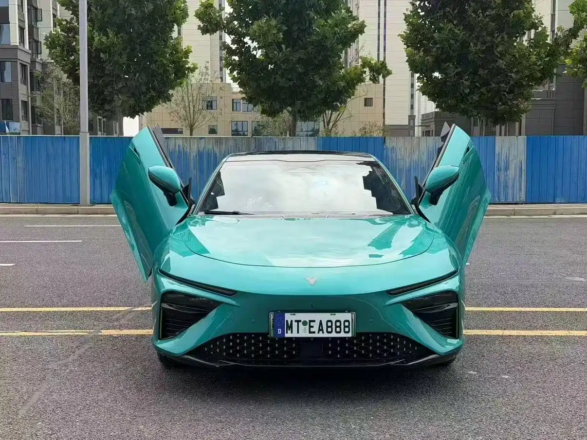 Nezha Auto Nezha S 2022, Pure Electric 650km AWD Prestige Edition — автомобиль под заказ из США, фото 9