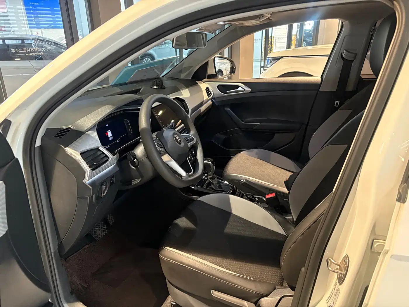Volkswagen Tanying 2023 Model 200TSI DSG Joy Smart Connect Edition фото 7