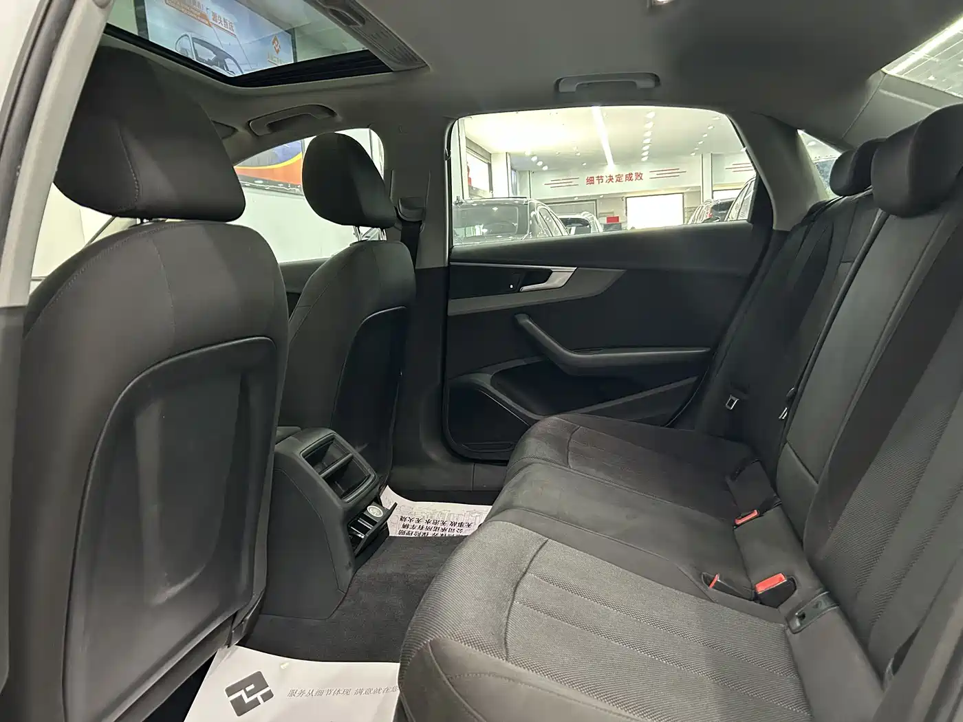 Audi A4L 2017 Plus 40 TFSI Progressive фото 12