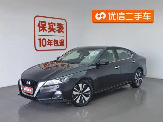 NISSAN TEANA