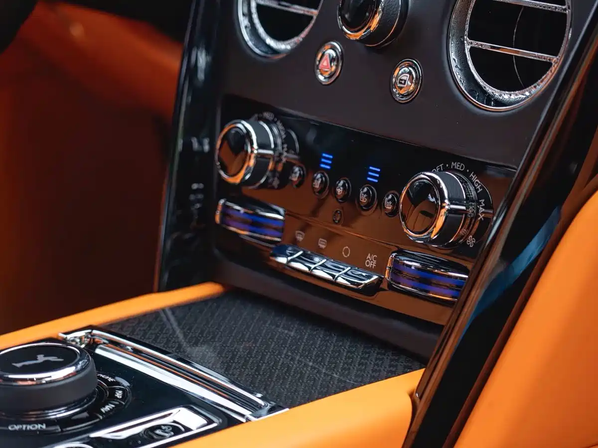 Rolls-Royce Cullinan 2026 2024 5-Seater