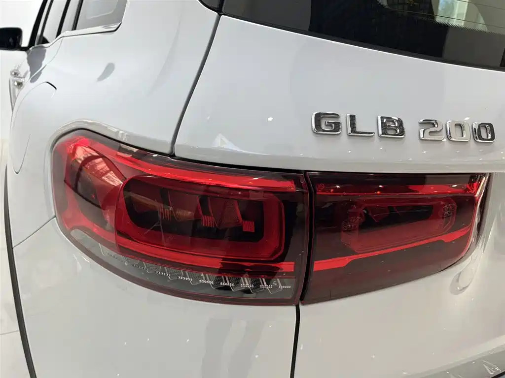Mercedes-Benz GLB 2021 GLB 200 Dynamic фото 7