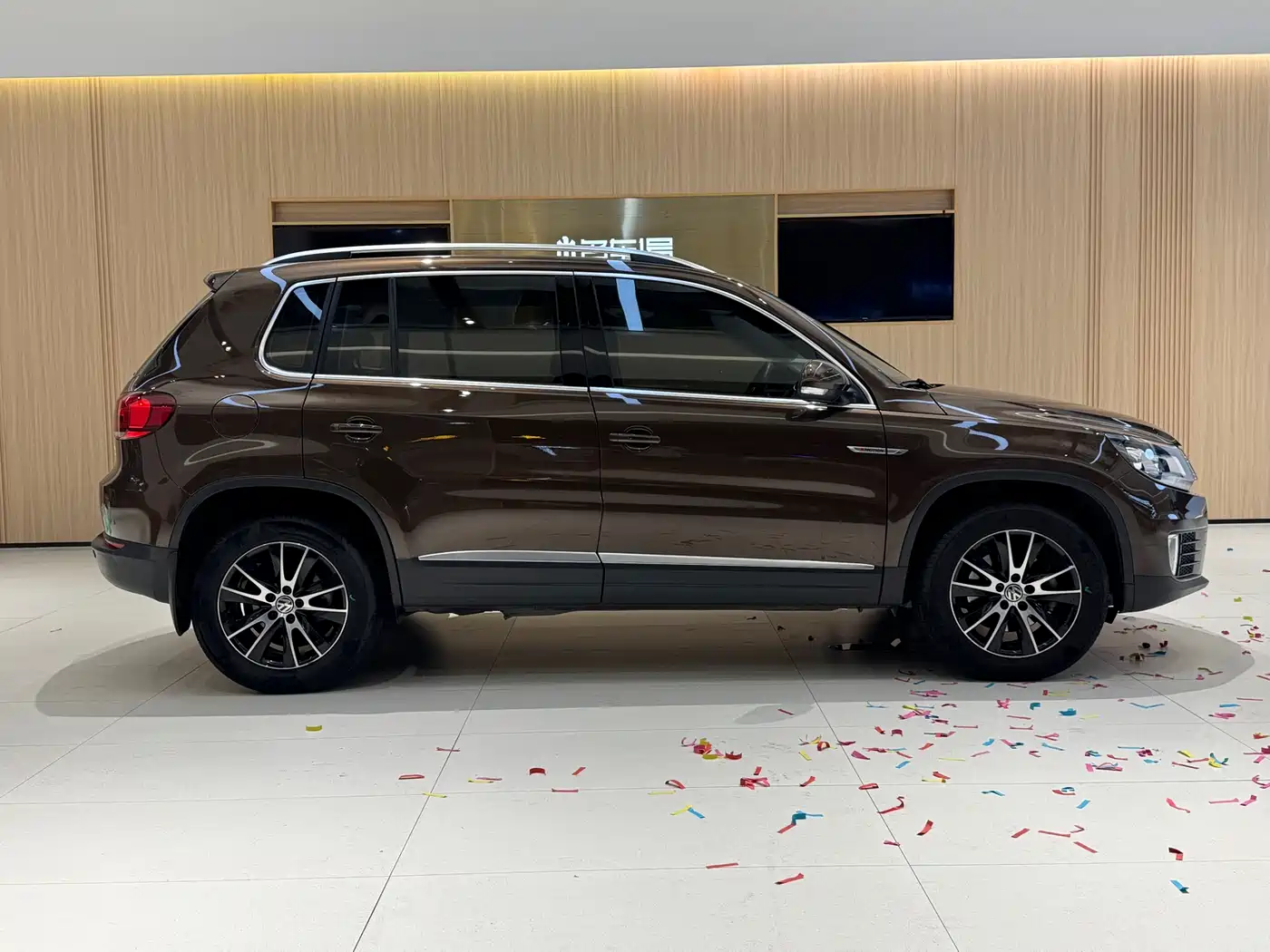 Volkswagen Tiguan 2016 Model 300TSI Automatic 4WD Luxury Edition фото 6