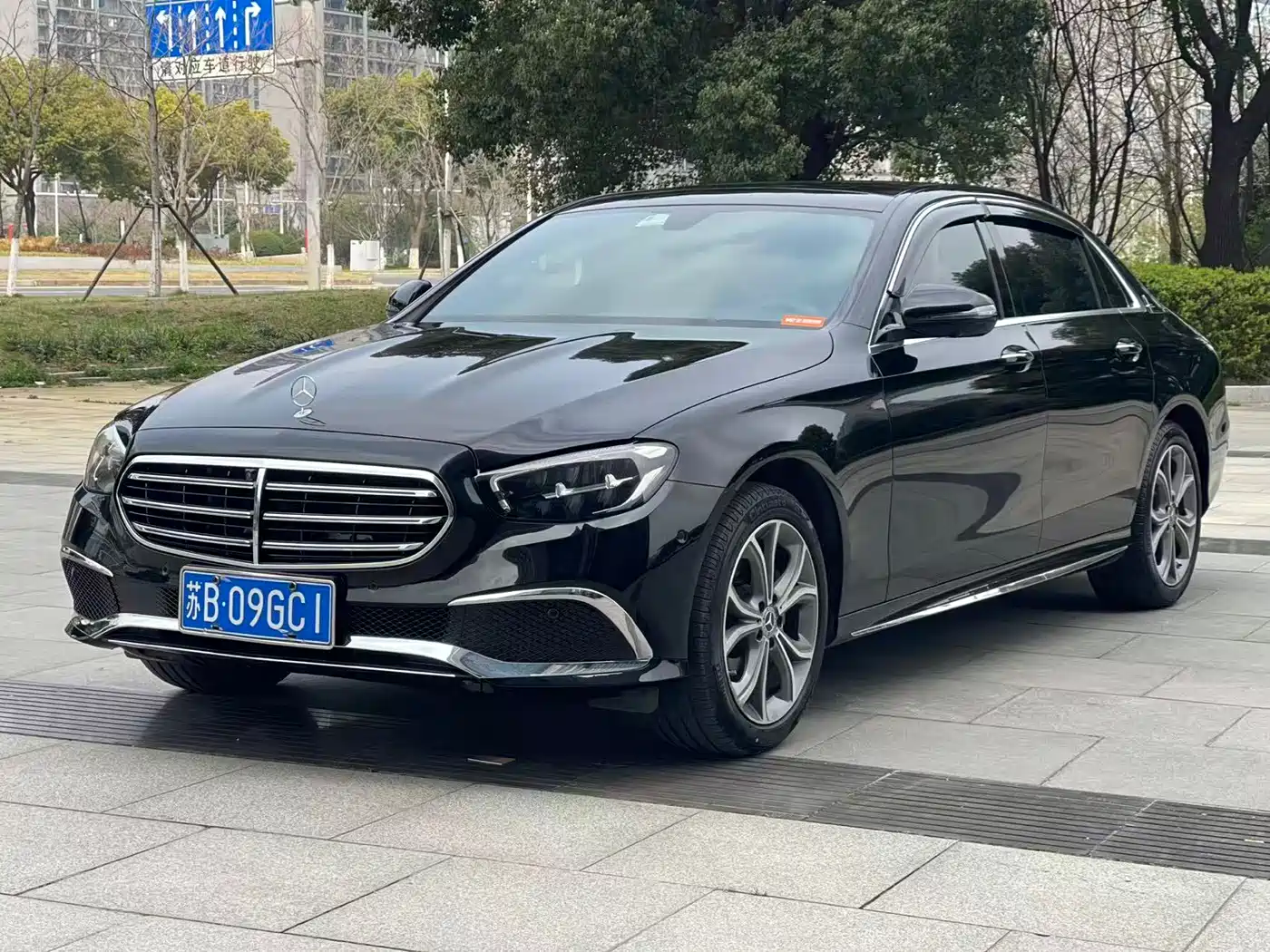  E CLASS