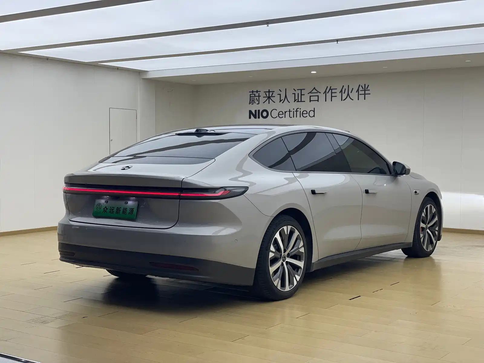 Фото 6 - NIO ET7