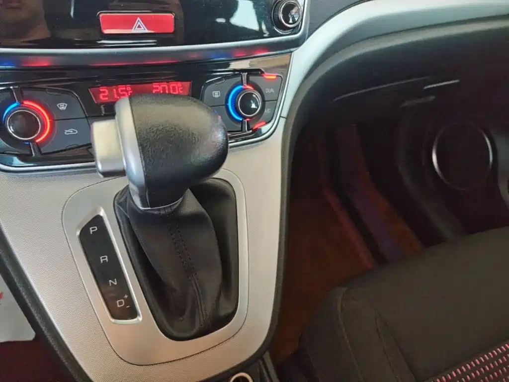 Фото 14 - Haval M6