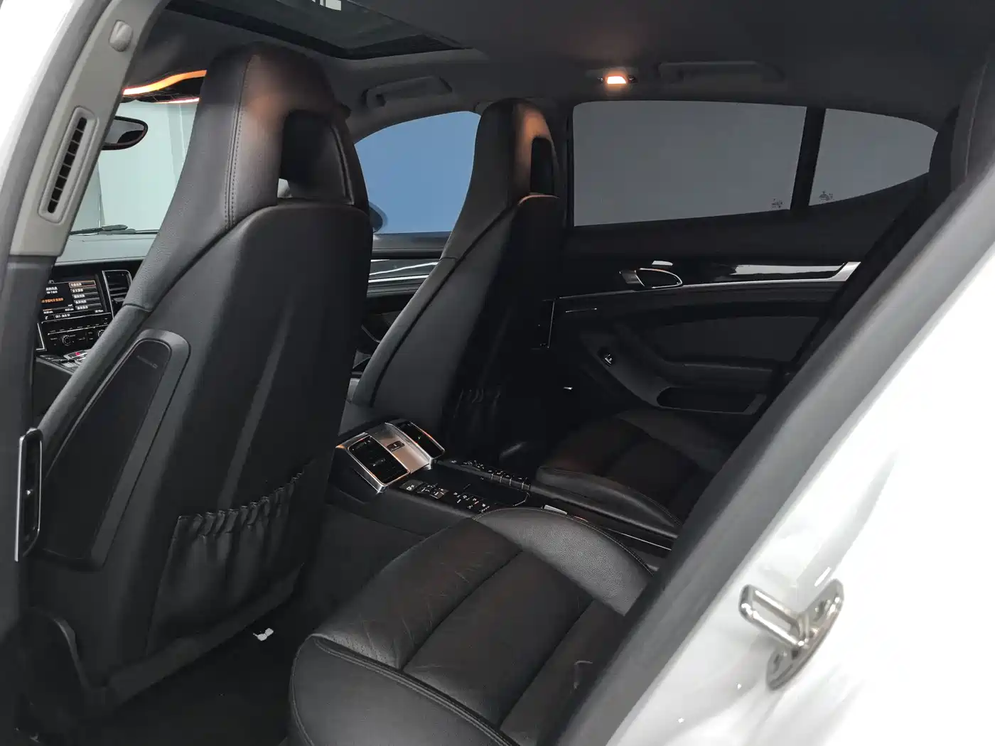 Porsche Panamera 2014 Panamera 4 3.0T фото 6