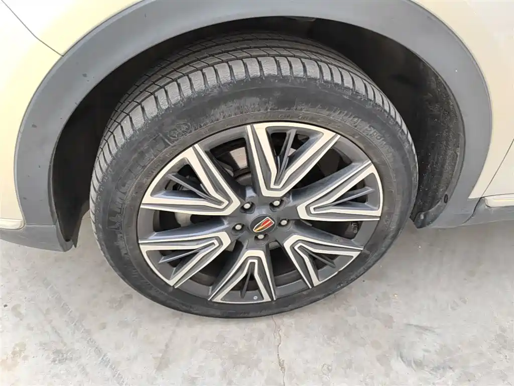 Hongqi HS5 2022 Facelift 2.0T Smart Flag Enjoyment AWD Edition фото 23