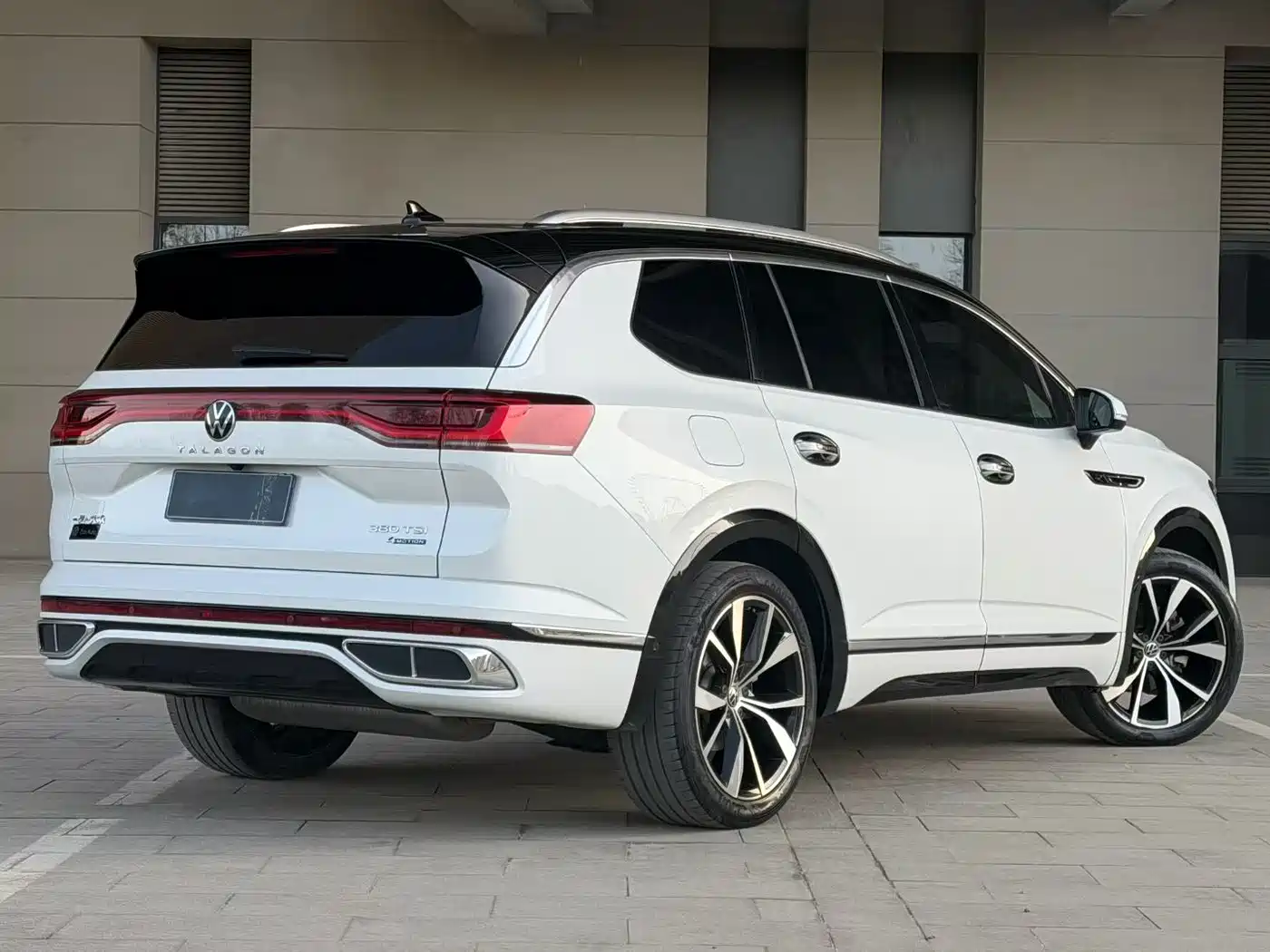 Volkswagen Talagon 2022 380TSI 4WD R-Line Explorer Edition 6-seater фото 6