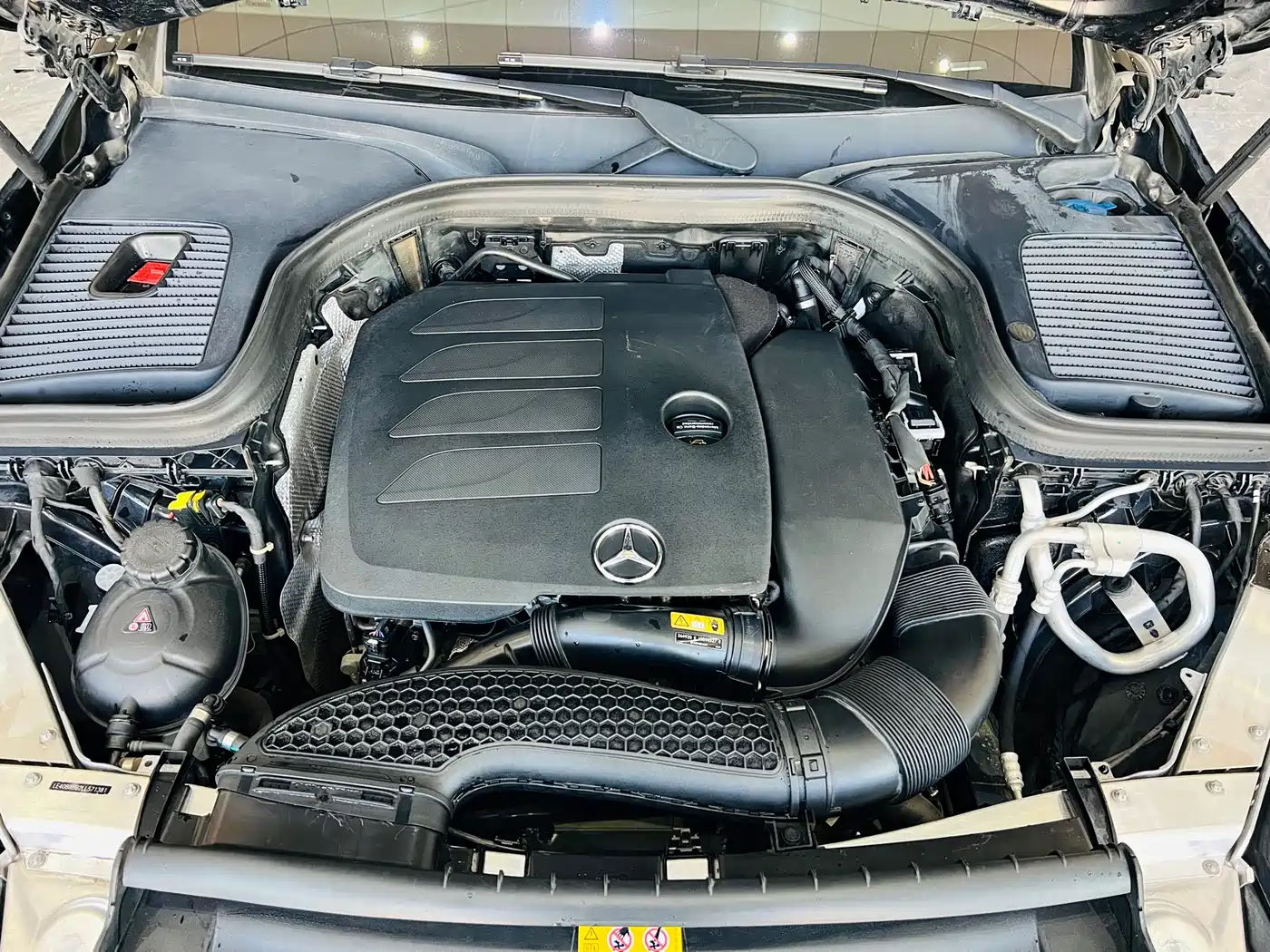 Mercedes-Benz GLC 2020 Facelift GLC 260 L 4MATIC Dynamic фото 8