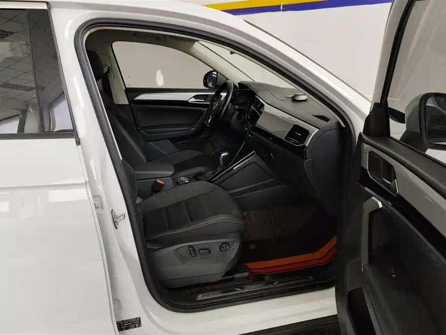 Volkswagen Tayron 2020 330TSI 2WD Luxury Smart Edition фото 8