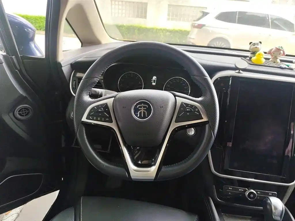 BYD Song MAX 2018 1.5T Auto Smart Connected Elite 6-Seater фото 3