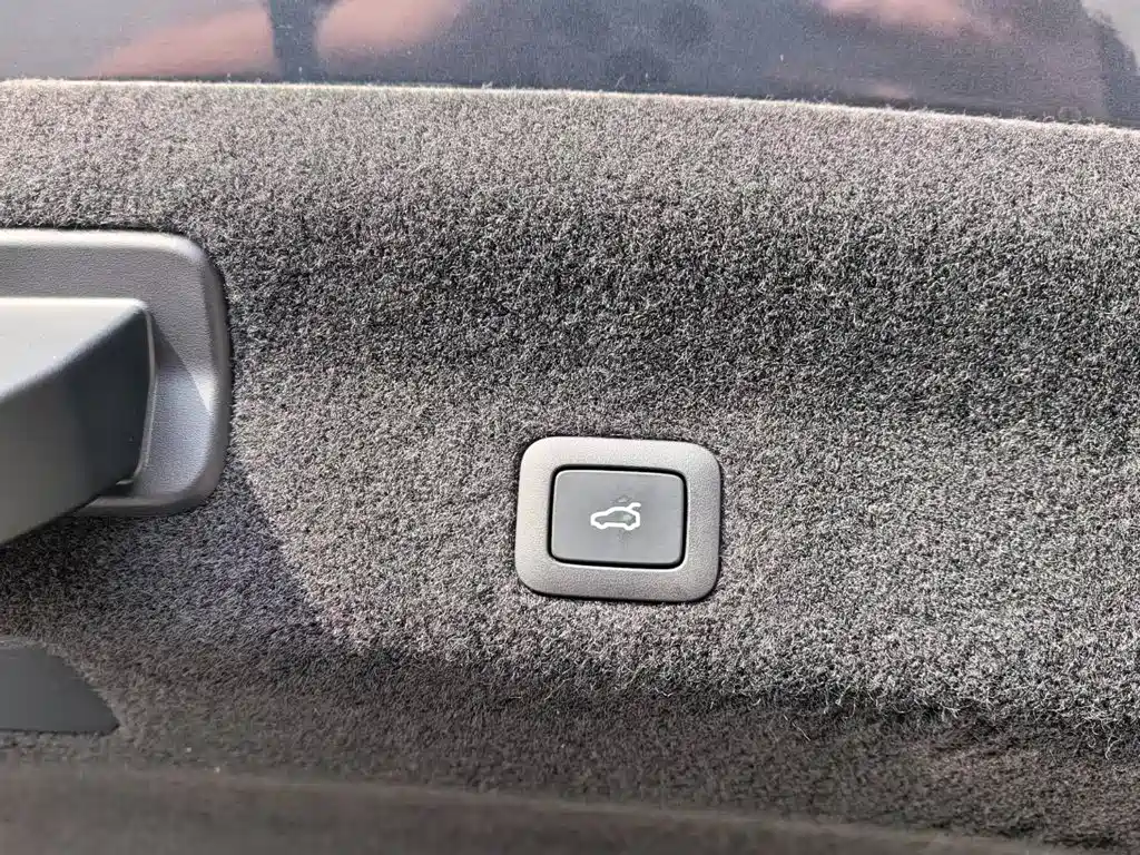 Фото 20 - Xiaomi Auto Xiaomi SU7